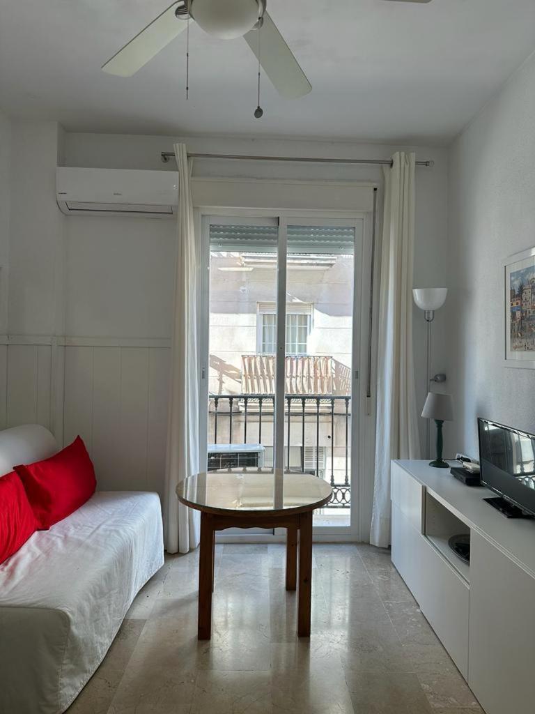 Estudio En Pleno Centro De Apartamento *